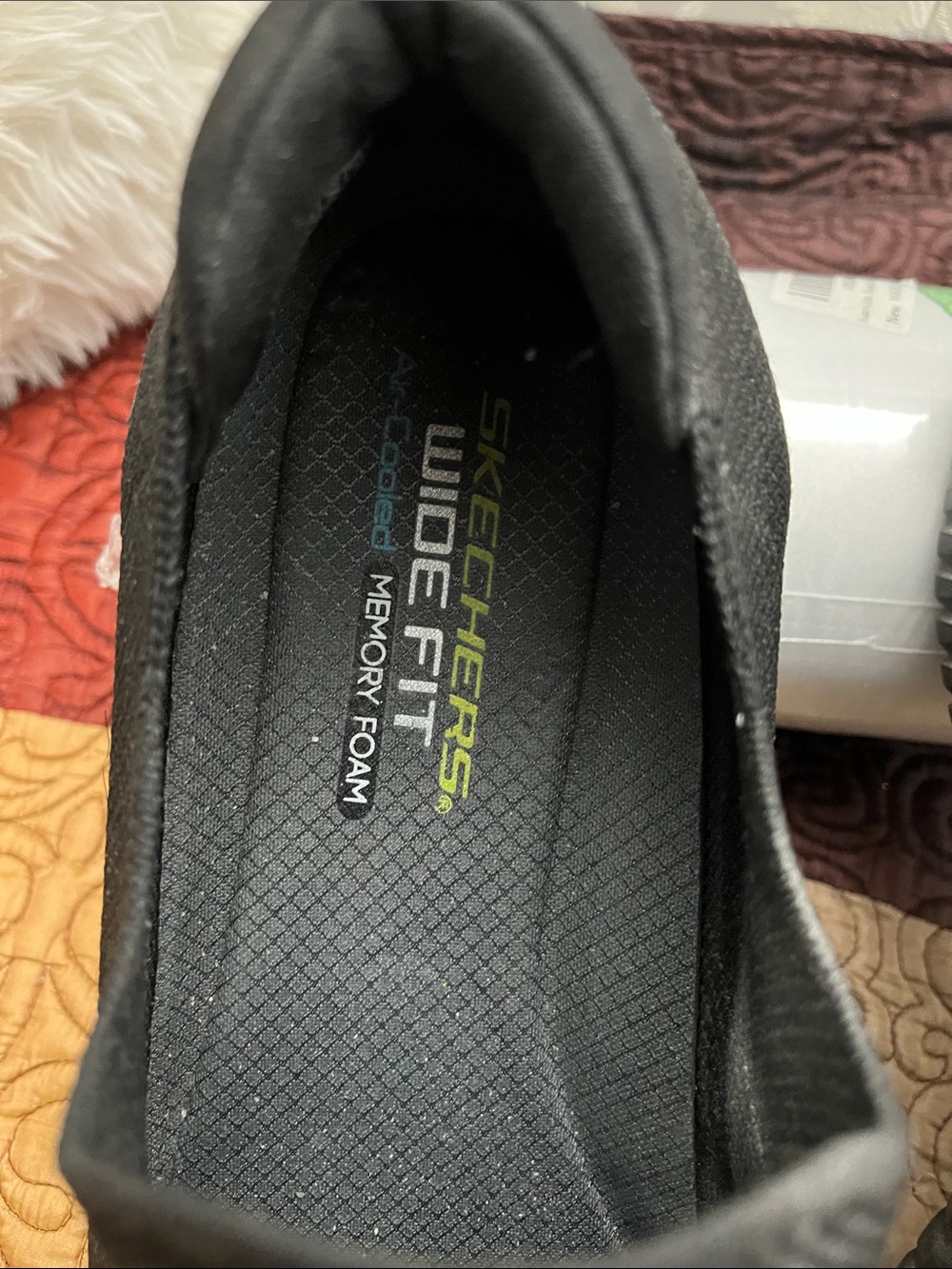 Skechers Wide/ air Cooled memory Foam Mens Black Slip-On Knit Athletic Sneakers. - Picture 2 of 7